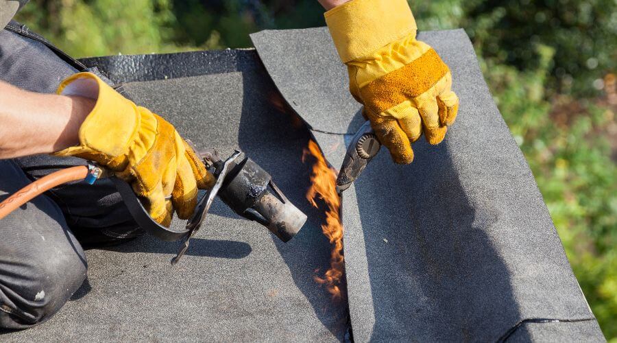 Expert Emergency Roof Repairs services in Flushing, NY